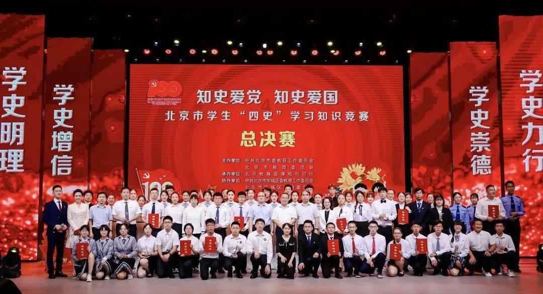初中毕业学点啥技术好工作呢？