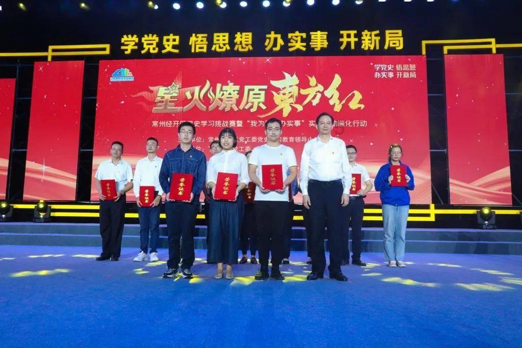 淮海战役前，邱清泉救过黄百韬兵团立下大功，为何气得要解甲归田