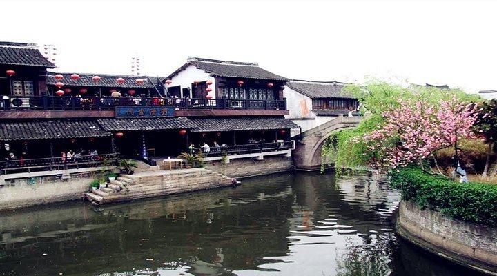 红色盒子小人