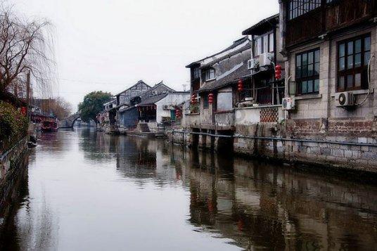 00后小伙坐15天公交抵达漠河北极村